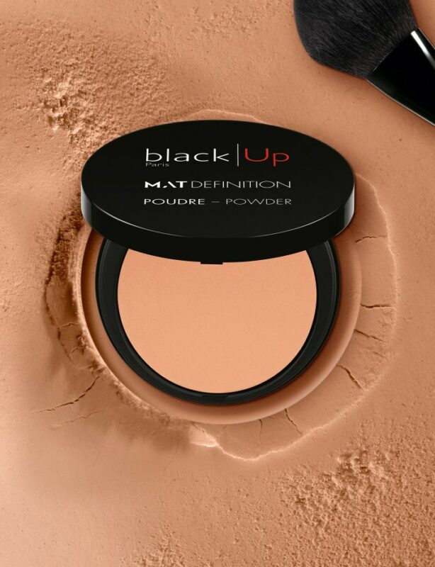 BLACK UP | Poudre Mat Définition | Parfumerie MADO Réunion