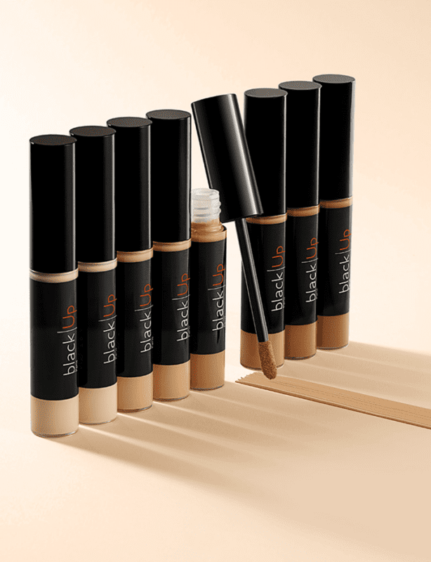 black-up-3-en-1-sourcils-mat-parfumerie-MADO-réunion