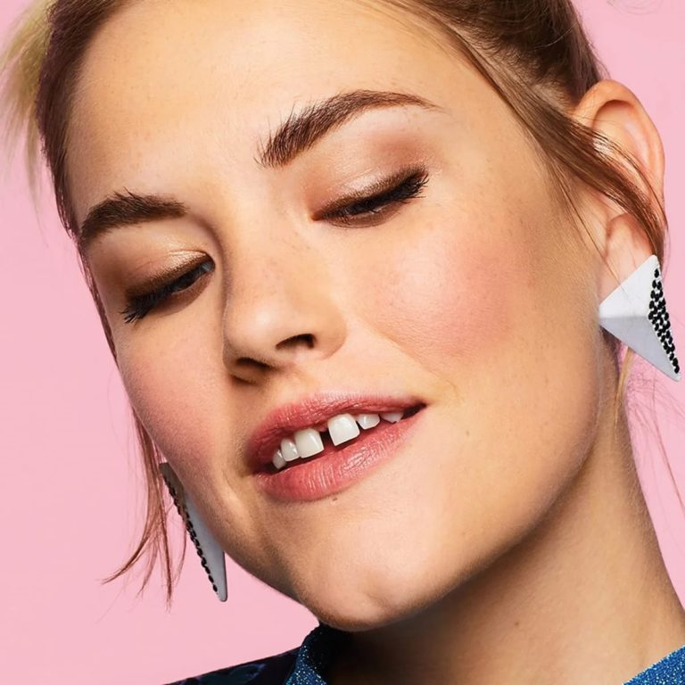 Benefit | Eye Pencil| Eyeliner | Parfumerie MADO Réunion