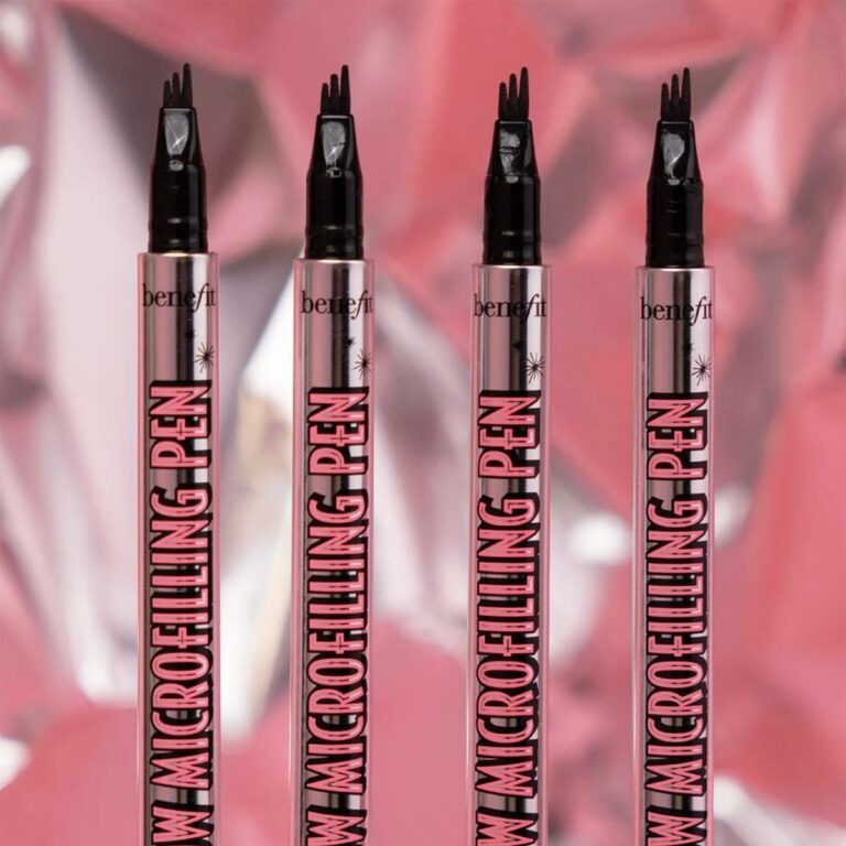 BENEFIT | Brow Microfilling Pen | Feutre sourcil | Parfumerie MADO Réunion