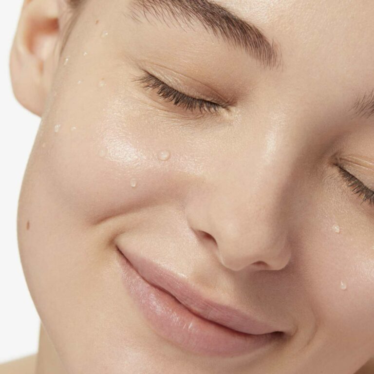 CLARINS | LOTION TONIQUE HYDRATANTE | SOIN VISAGE | POUR UNE PEAU HYDRATEE | MADO PARFUMERIE | REUNION
