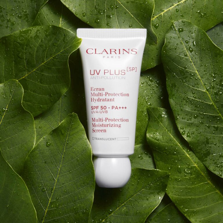 CLARINS I UV PLUS I ANTI-POLLUTION NEUTRE I VISAGE I PROTECTION SOLAIRE I MADO PARFUMERIE RÉUNION