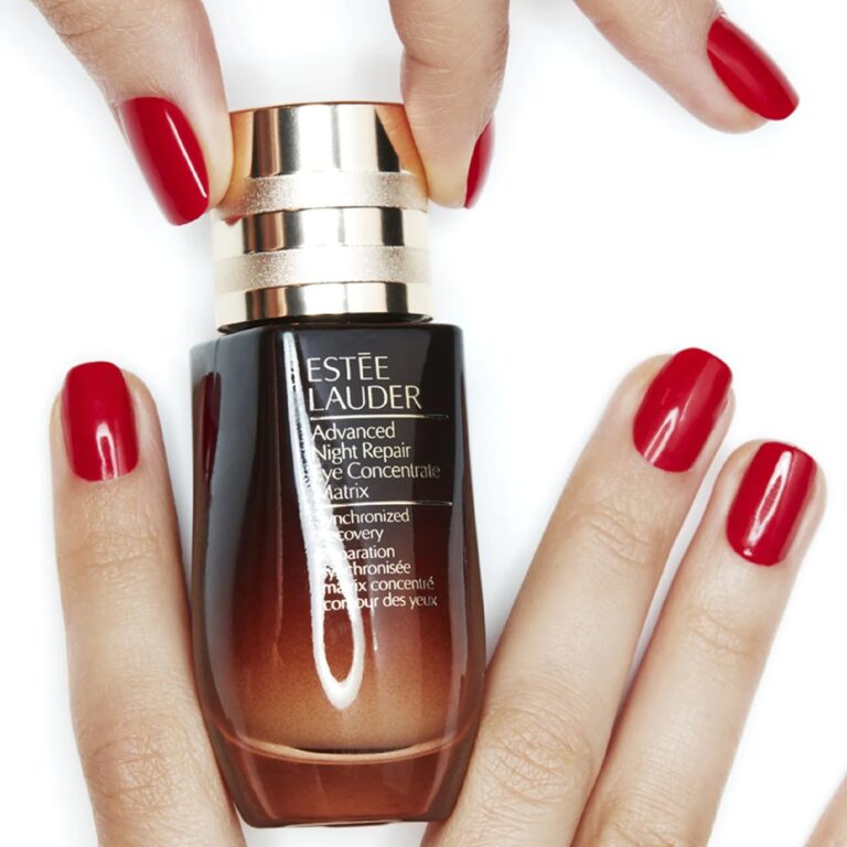 ESTÉE LAUDER | Réparation synchronisée | Parfumerie MADO Réunion
