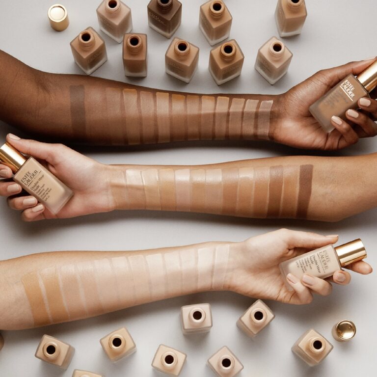 ESTÉE LAUDER | Double Wear Nude - Fond de teint effet peau nue SPF 30 | Parfumerie MADO Réunion