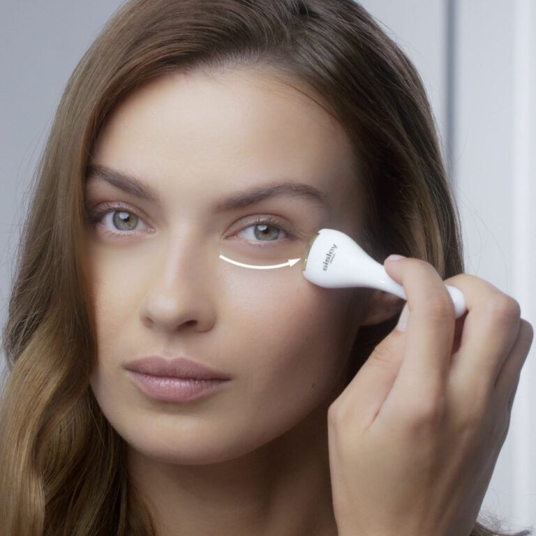 SISLEY | Sisleÿa L'intégral Anti-Âge Crème Contour des Yeux et des Lèvres | Parfumerie MADO Réunion
