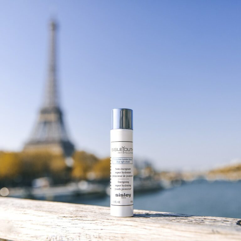 SISLEY | Sisleyouth Anti pollution | Parfumerie MADO Réunion