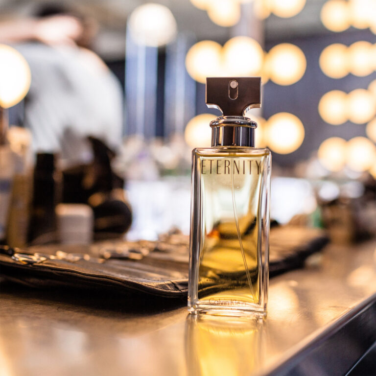 CALVIN KLEIN | Eternity Women | EDP Femme | Parfumerie MADO Réunion