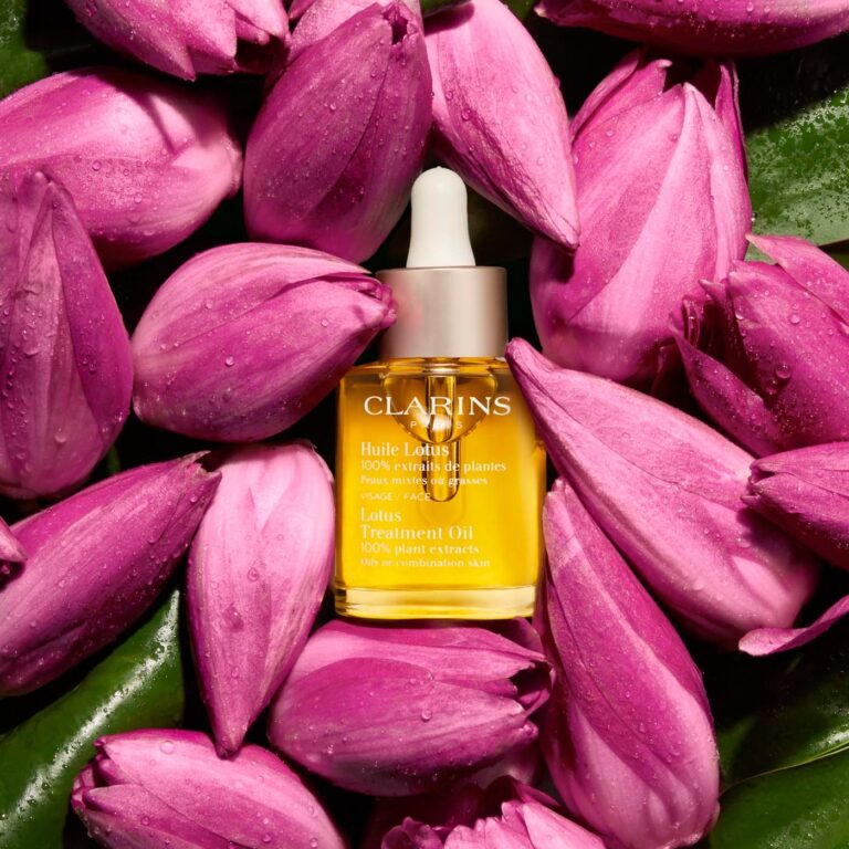CLARINS | HUILE LOTUS | PEAUX MIXTES OU GRASSES | SOIN VISAGE | MADO PARFUMERIE RÉUNION
