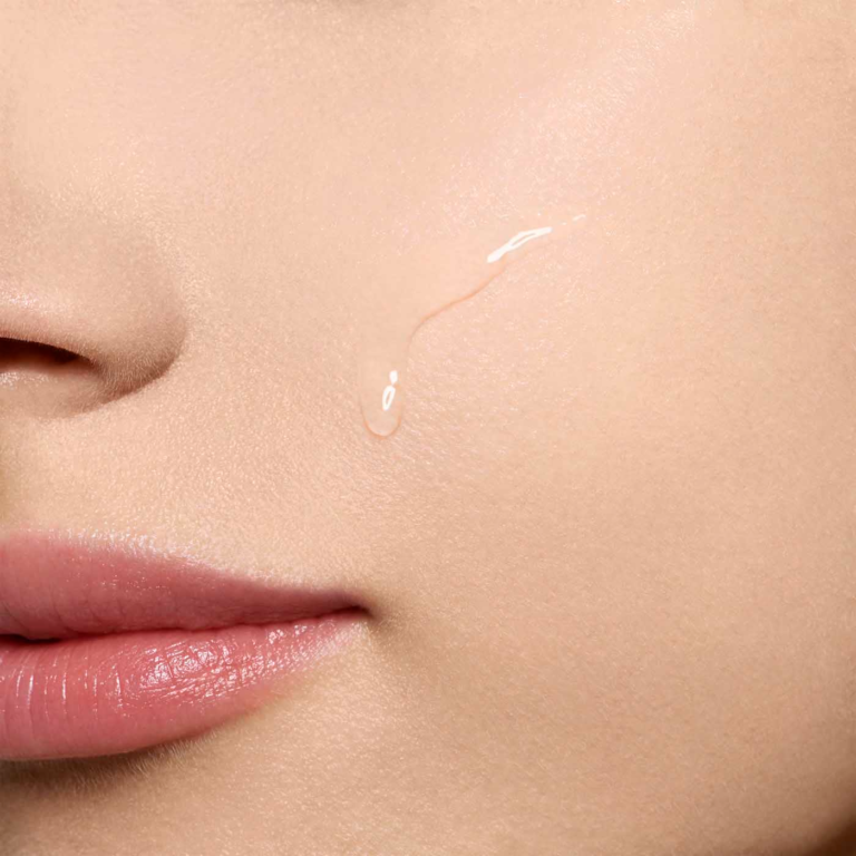 CLARINS | HUILE RESTRUCTURANTE | CALM-ESSENTIEL | MADO PARFUMERIE RÉUNION